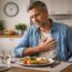 découvrez les causes des extrasystoles après manger et apprenez les solutions pour les prévenir efficacement afin d'améliorer votre confort cardiaque.
