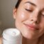 découvrez notre sélection de la meilleure crème pour dermatoporose, spécialement formulée pour apaiser et protéger votre peau fragile au quotidien.