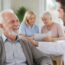 découvrez comment les complémentaires santé jouent un rôle essentiel dans l'amélioration des soins pour les seniors, en offrant un soutien financier et un accès facilité aux services médicaux.
